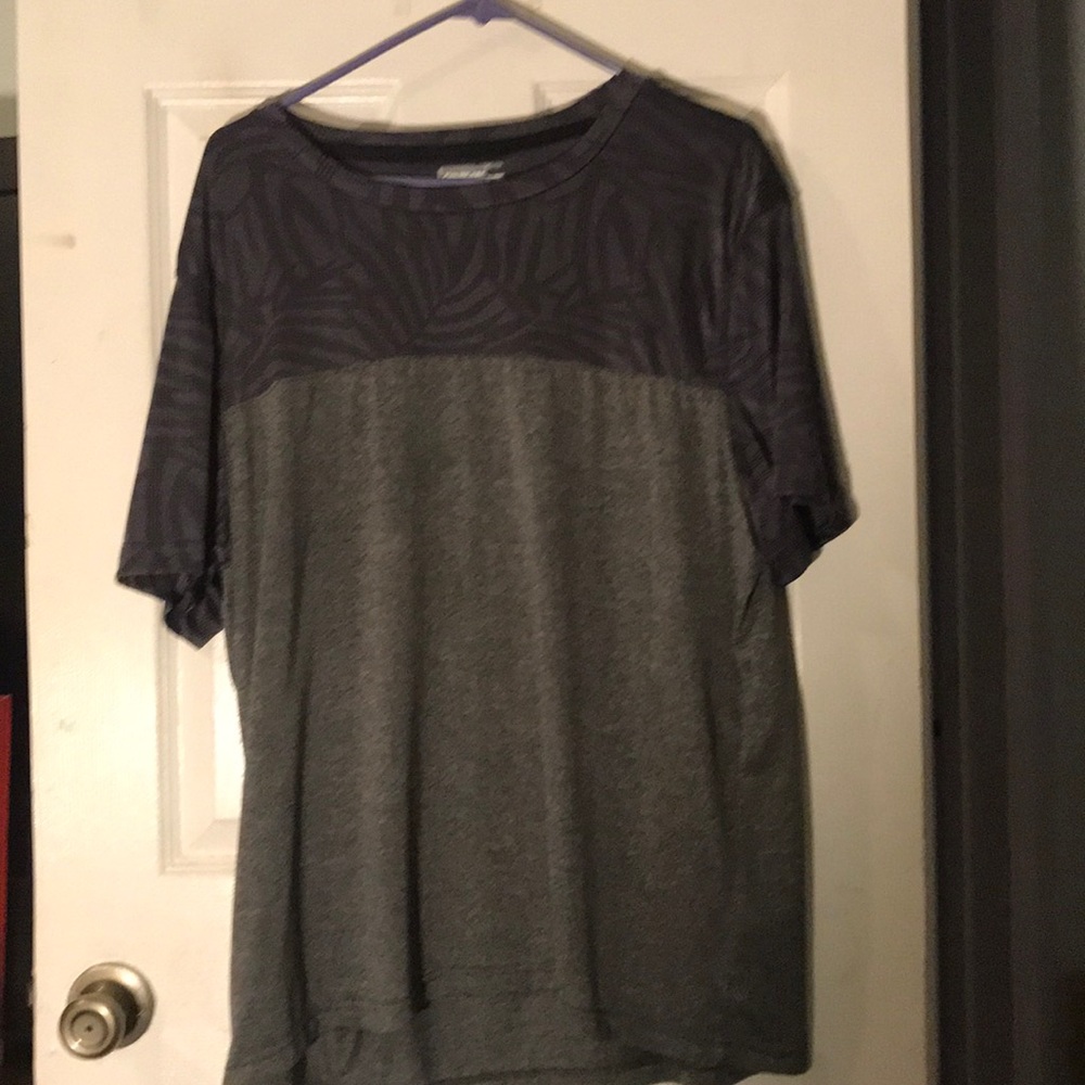 Men’s athletic shirt size XL